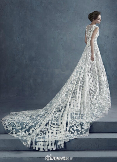 Shine Moda2014秋冬系列婚纱，实用与灵动的结合，宛如人间仙子。