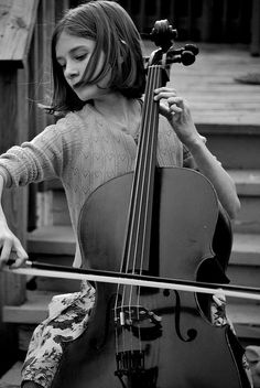 ♫♪ Music ♪♫ Child Prodigy girl play cello