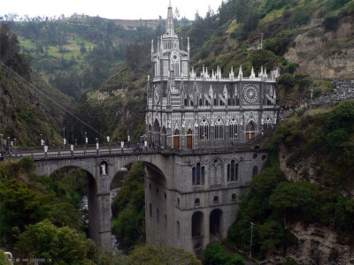 哥伦比亚Las+Lajas教堂~