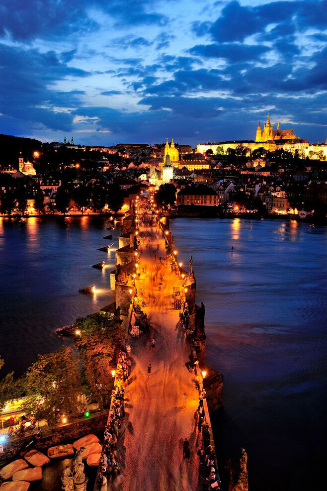查理大桥之夜 - 布拉格，捷克共和国~