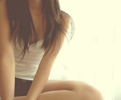 很佩服这类女孩子：当她发现对方不是真心喜欢她，她可以立刻洒脱地分手。其他女人，可能会继续自己骗自己，一个人苦撑。真正有智慧的女孩子明白爱情是怎么一回事：爱情，要两情相悦。你爱他，他不爱你，这段关系就没…