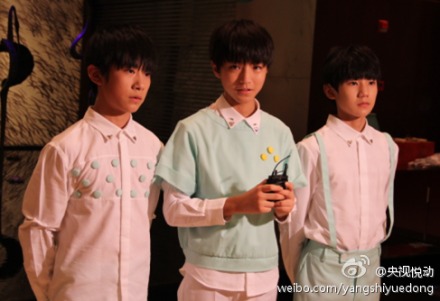 #TFBOYS王源#谢谢小悦悦大家动起来~有源哥的亲笔签名噢