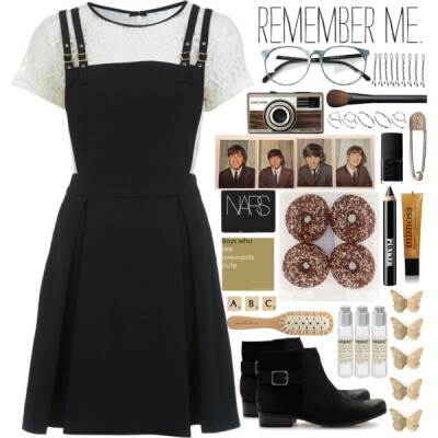 A fashion look from August 2014 featuring Miss Selfridge dresses, ASOS rings und BOBBY hair accessories. Browse and shop related looks.