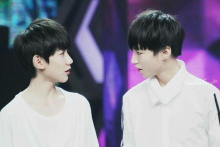 hing！//@世界第一仓兔: 倒数第三张我没看过//@虎牙xi-: 我的态度 //@呼啦啦扛个圈er:首页YKer出来撕//@KarRoy凯源love92118:对滴对滴//@凯源唯扛把子:也4偶的态度