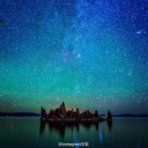 难过的时候，可以抬头望星星，望着望着就忘了 ins：gmy_vintique
