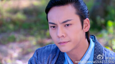  #陈伟霆#【陵越个人截图】更新88P/至42集这周镜头比较少噢......只有42集有上线，所以用自家的网上传的，就不用跑朋友家蹭高速网了......然后视频资源来自@永夜初晗film感谢 42集单集链接: http://t.cn/RhM8iEn 密…