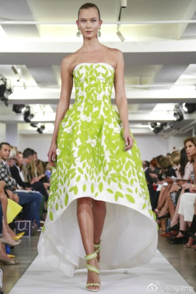 Oscar de La Renta SS15，春之密语