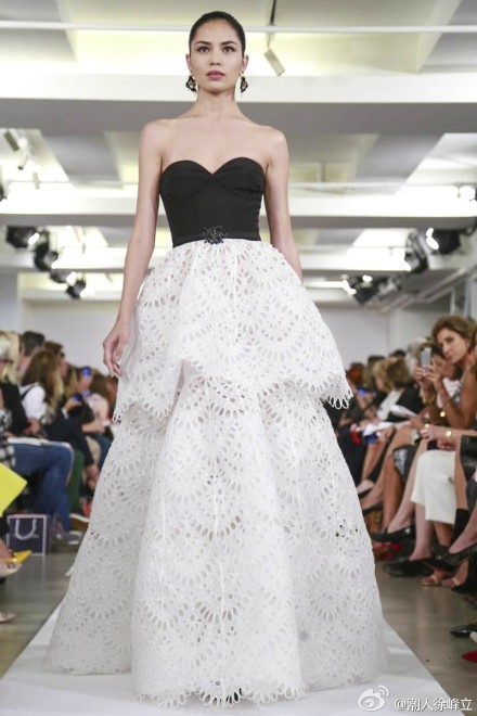 Oscar de La Renta SS15，春之密语