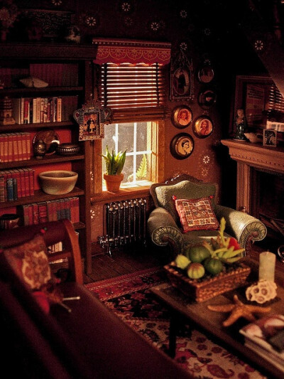 Miniature Dollhouse Living Room.