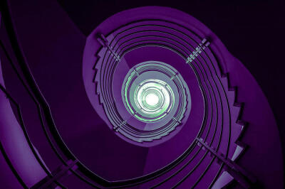 迷人的螺旋楼梯，图片来源：Joe@plasmatico