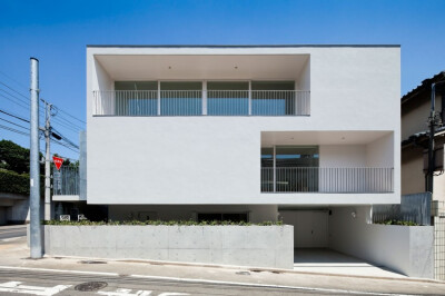 House in Yakumo is a private residence designed by Yaita and Associates. - HomeDSGN