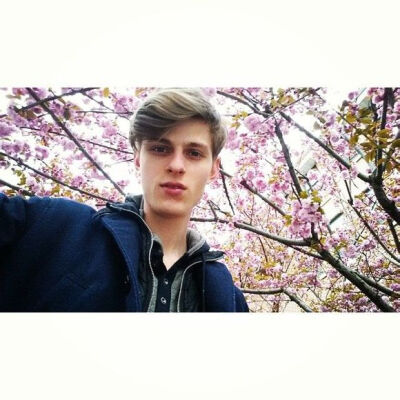 Spring in NY #newyork#selfie#growingtrees