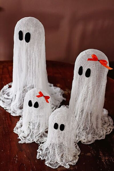 DIY Halloween Decorations for me to do next year!!