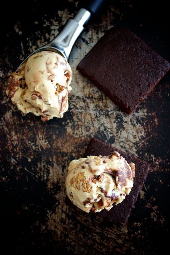 Caramel Pecan Chocolate Ice Cream | kitchen simplicity