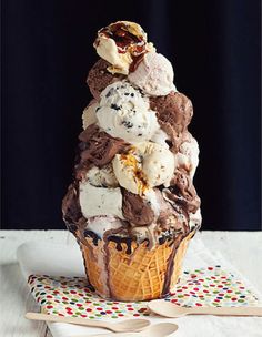 Out of ideas for ice cream sundaes? You won't be after you read these 21 best-ever ice cream sundae ideas.