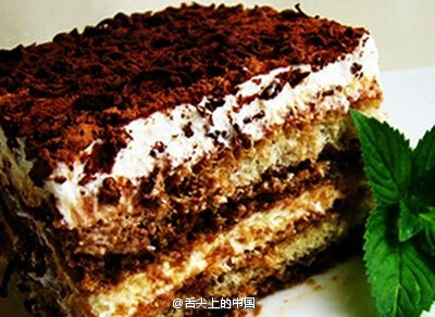 【提拉米苏Tiramisu】意大利语中的含义，“记住我”，“带我走”，传说吃到的人会幸福哦~|图收集于网络