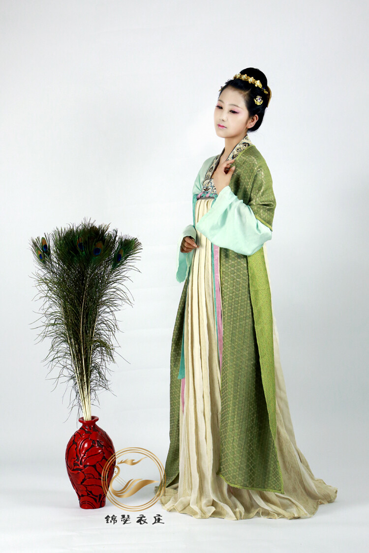 锦瑟衣庄踏摇娘