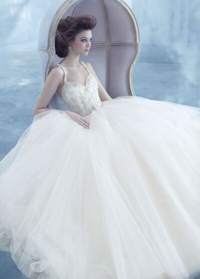 Lazaro | Bridal