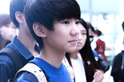 #TFBOYS王源# 饭制视频推荐【Baby Song】|Baby Song 饭制版-TFBOYS &amp;amp; TF家族 高清MV-音悦台 up：就是这颗蛋。温情治愈系列，BGM超级适合源哥，“你的眼睛，像颗水晶通透，里面有一个无穷无尽的宇宙。”没有…