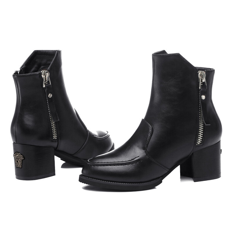  早秋的搭配太过单调？是时候给自己添一双帅气的【高帮鞋】啦~无论怎么搭配都潮爆了！100款精选高帮鞋请戳→