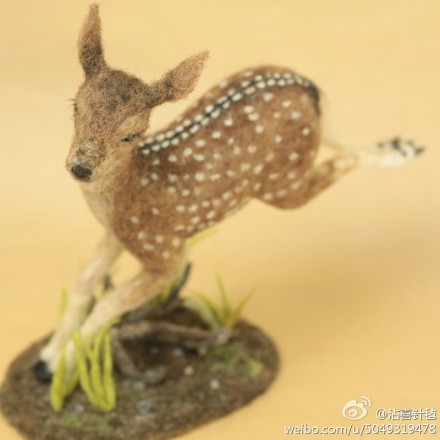 国庆节快到啦啦啦啦啦啦，活泼的小鹿班比来自日本大神KAJI