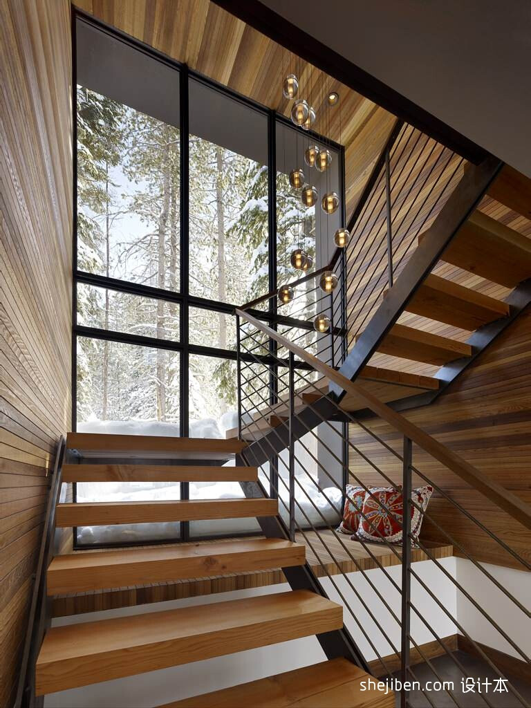 2013现代风格二居室室内钢木结构楼梯护栏装修效果图