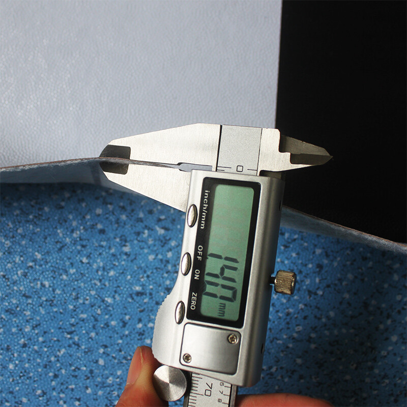 塑胶地板革 撕不烂 家用加厚毛革 环保防水 1.4mm厚超耐磨pvc地板