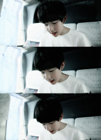 #TFBOYS王源# @TFBOYS-王源 “呐呐每当你对我笑一笑 我的心跳就会加倍跳动 你给予我的一切使我脑海一片混乱”