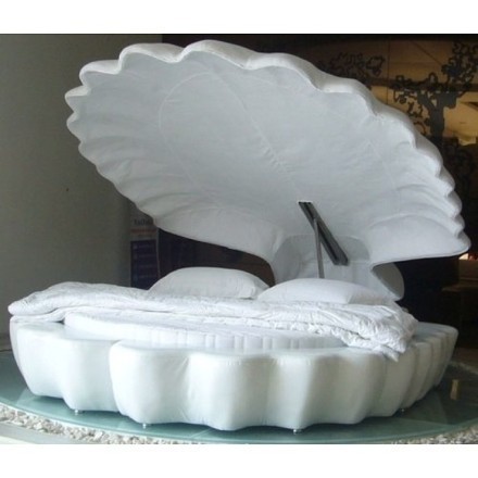 给我一张这样的床 我保证这个点不刷微博乖乖睡觉~