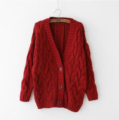 渔光曲。复古麻花文艺森林系女秋冬纯色宽松V领毛衣开衫。