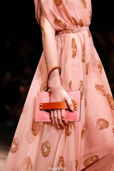 Valentino 2015春夏