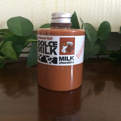 俄罗斯代购 dolce milk牛奶巧克力沐浴液/乳清洁滋润 300ml