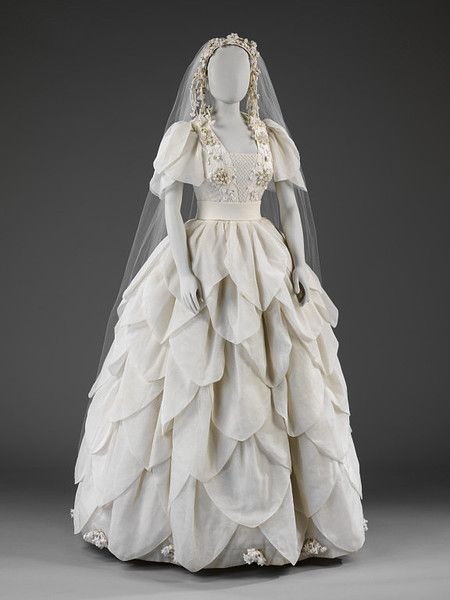 &amp;quot;Wedding dress, 1976 London, the V Museum &amp;quot;Inspired by a dress worn in Anne of a Thousand Days (1969)…supposedly.&amp;quot;