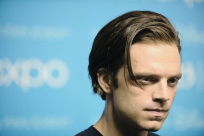 #Sebastian Stan# 原图3000*2000，不造渣浪会不会缩，适合当桌面