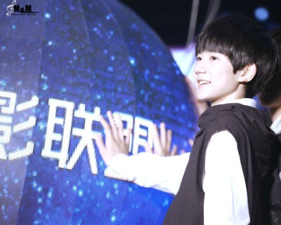 140827 Shadow Star Alliance in beijing #WANG YUAN# ——http://t.cn/Rh00YKU