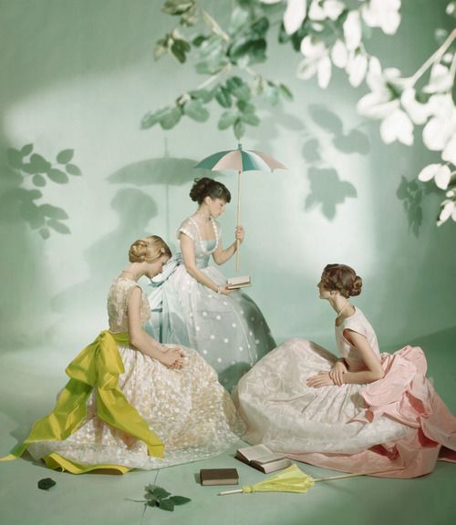 Dressed in Ladurée macaron colours, three models are photographed by Cecil Beaton in 1948