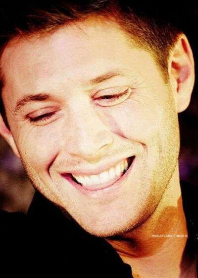 #jensenackles# 晚安啦w~~今天的珍妮也帅得飞起来有木有！！！！