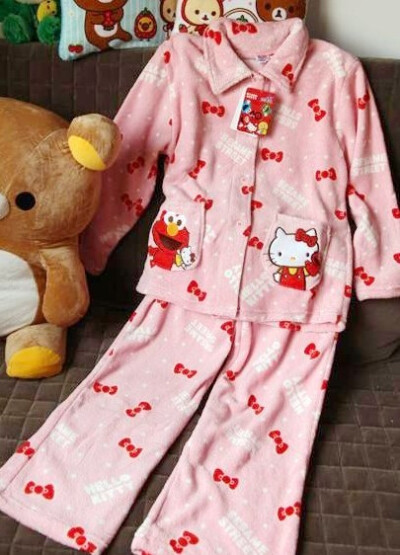 hello kitty 凯蒂猫 可爱珊瑚绒卡通家居服