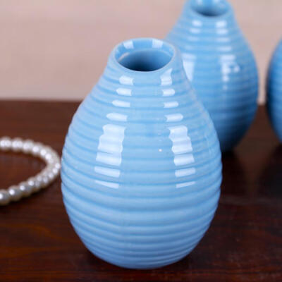 现代时尚陶瓷小花瓶螺旋纹蓝白黑色花插餐桌小摆件家居装饰工艺品