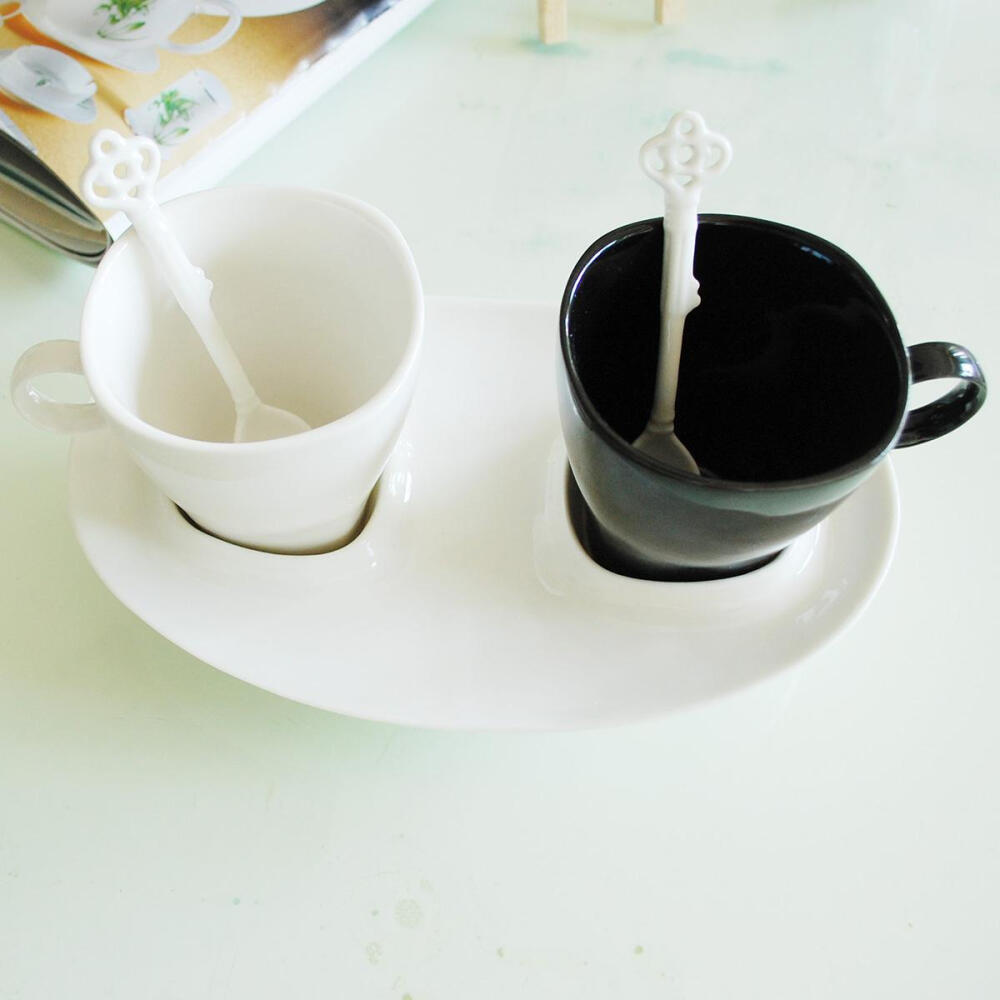 乐享 景德镇陶瓷器日用茶杯水杯 黑白配创意情侣对杯 带勺子拖盘