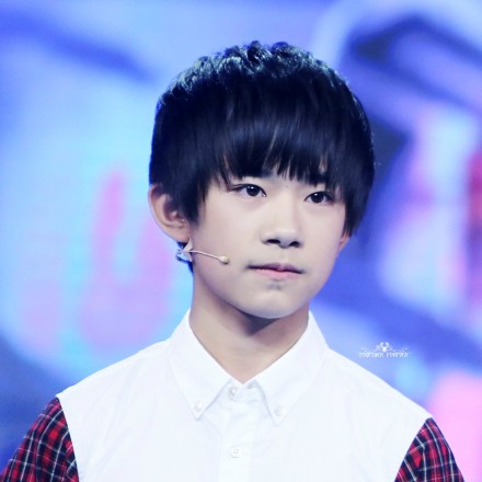 #TFBOYS易烊千玺# 141016 中国文艺录制 9P