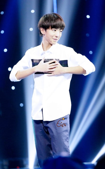 #TFBOYS# #TFBOYS王俊凯# 141016 中国文艺录制 5P