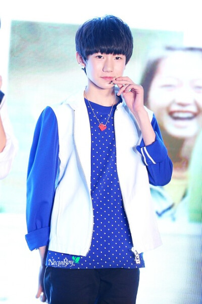 TFBOYS王源 141017 我不是流言 不能猜测你 我爱不爱你 日久见人心