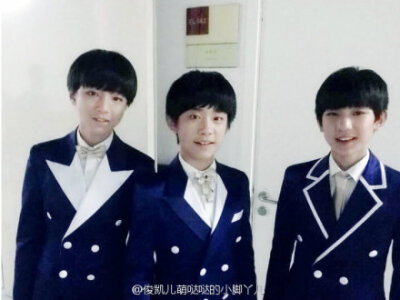 累了，真的 20140415 TFBOYS 音悦盛典 颁奖全记录 完整版 UP主：magic0813 http://t.cn/RvpK9Ix