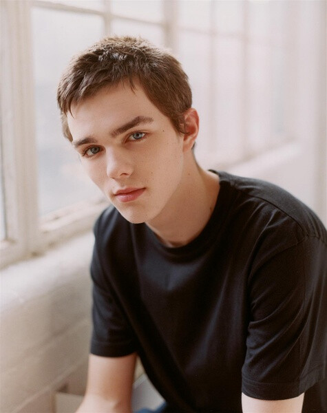 Nicholas Hoult 尼子