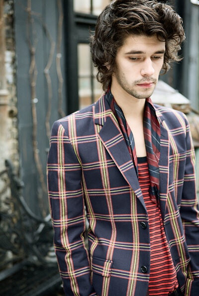 Ben Whishaw 本喵