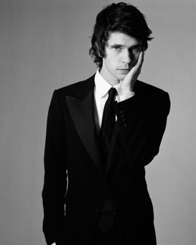 Ben Whishaw 本喵