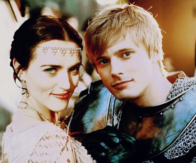 Bradley James 小布