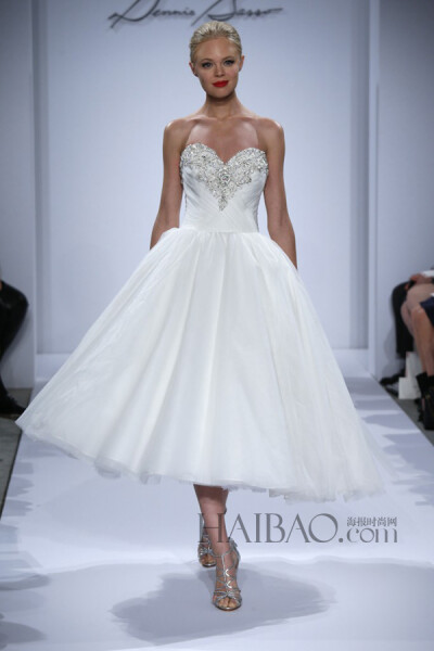 Dennis Basso for Kleinfeld Bridal短款婚纱