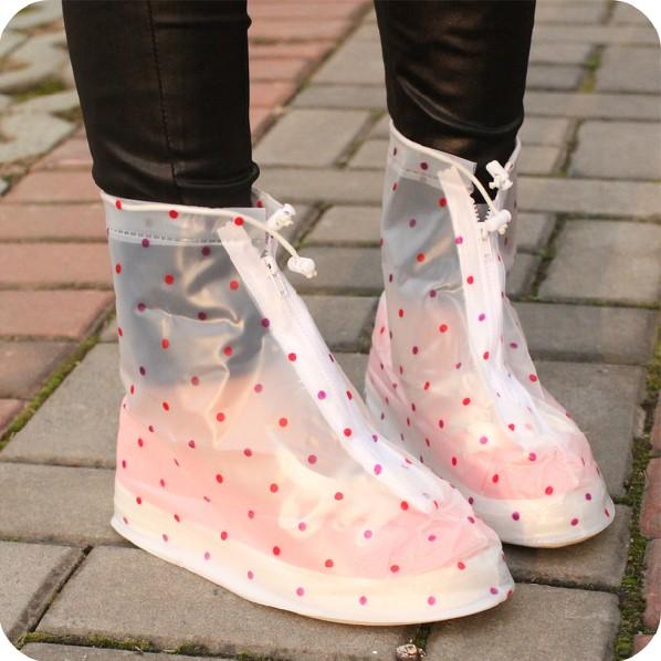 创意时尚小圆点加厚平跟中筒防雨水鞋套 防滑耐磨雨鞋